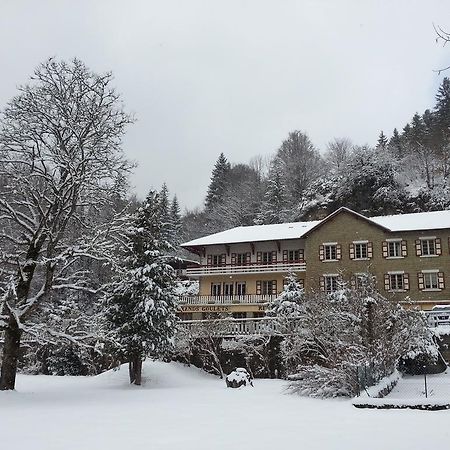 Les Grands Goulets Bed & Breakfast Ла Шапел-ен-Веркор Екстериор снимка