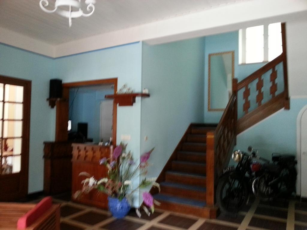 Les Grands Goulets Bed & Breakfast Ла Шапел-ен-Веркор Екстериор снимка